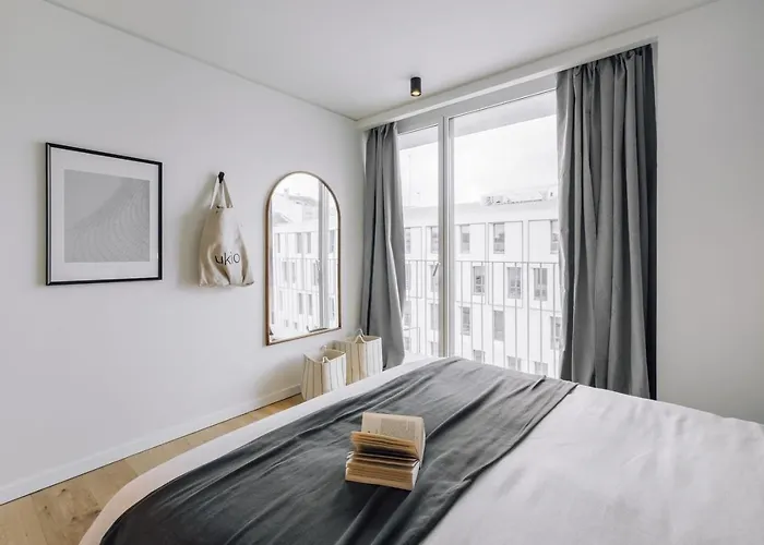 Magoito - 1 Bedroom And Pool In Areeiro Apartman Lisboa